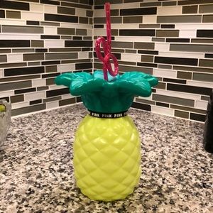 VS Pink Pineapple cup
